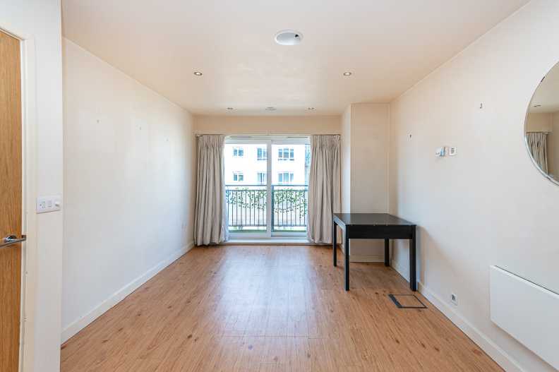 1 bedroom apartments/flats to sale in Heritage Avenue, Beaufort Park, Colindale-image 4