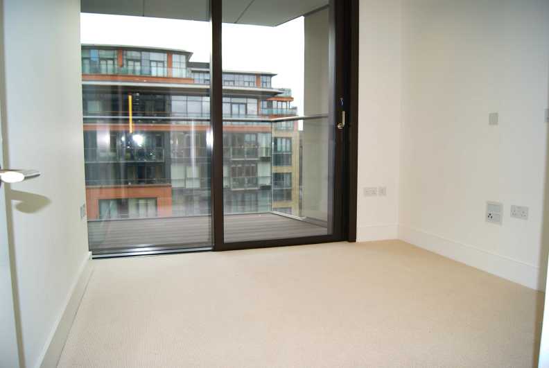 2 bedrooms apartments/flats to sale in Merchant Square, Paddington-image 5