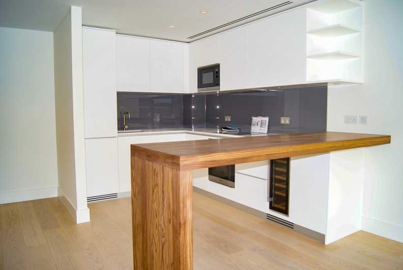 2 bedrooms apartments/flats to sale in Merchant Square, Paddington-image 4