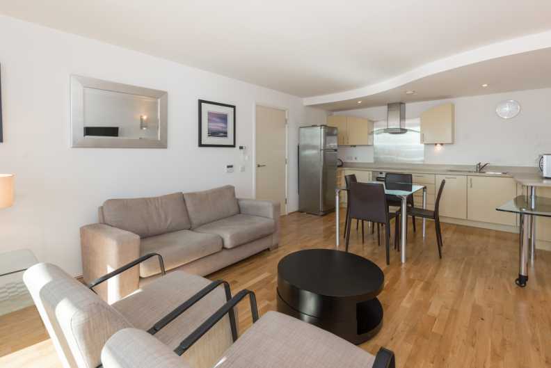 2 bedrooms apartments/flats to sale in Westminster Bridge Road, Lambeth-image 3