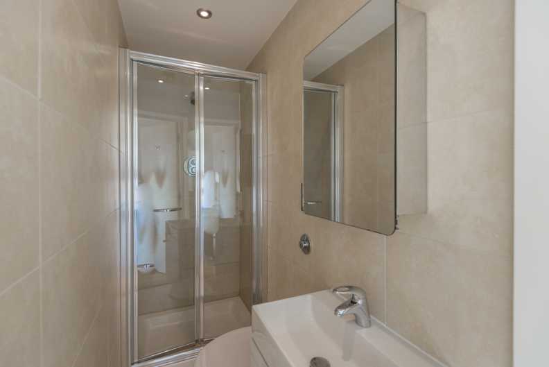 2 bedrooms apartments/flats to sale in Westminster Bridge Road, Lambeth-image 8