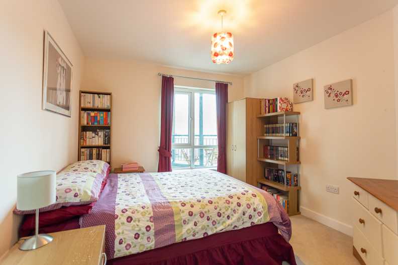 2 bedrooms apartments/flats to sale in Aerodrome Road, Colindale, London-image 24