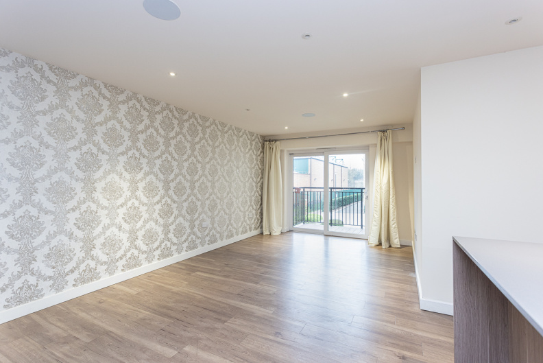 2 bedrooms apartments/flats to sale in Beaufort Square, Colindale, London-image 14