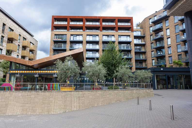 1 bedroom apartments/flats to sale in Seafarer Way, Surrey Quays-image 7