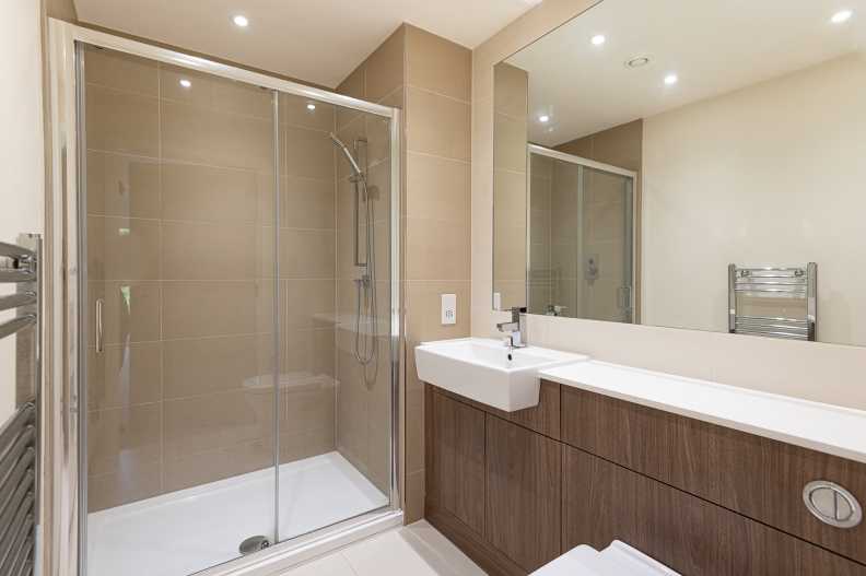 2 bedrooms apartments/flats to sale in Beaufort Square, Beaufort Park, Colindale-image 11