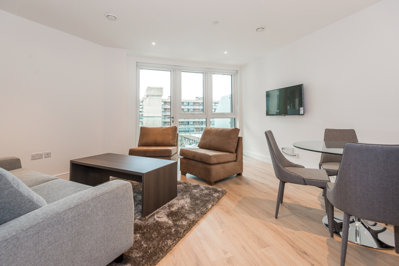 2 bedrooms apartments/flats to sale in Beardon Road, Hammersmith-image 3