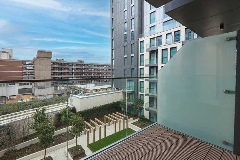 2 bedrooms apartments/flats to sale in Beadon Road, Hammersmith-image 2