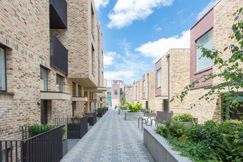 2 bedrooms apartments/flats to sale in Hand Axe Yard, Kings Cross-image 1