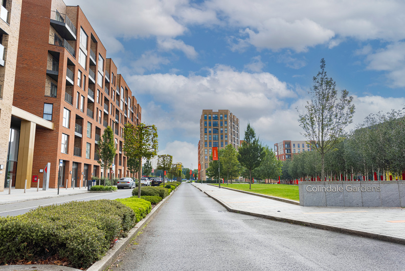 2 bedrooms apartments/flats to sale in Lismore Boulevard, Colindale, London-image 7