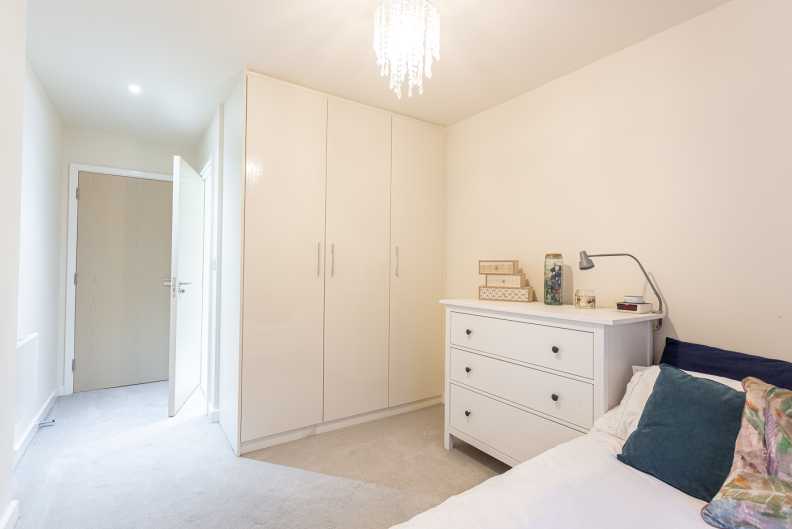 2 bedrooms apartments/flats to sale in Beaufort Square, Beaufort Park, Colindale-image 11