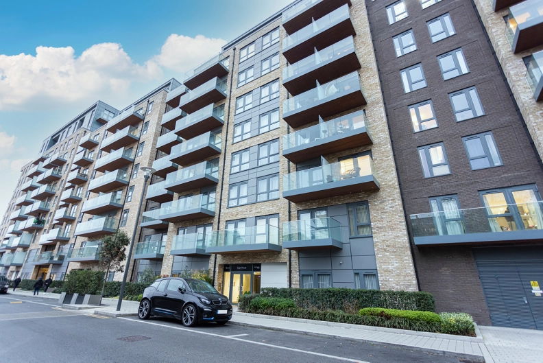 2 bedrooms apartments/flats to sale in Beaufort Square, Beaufort Park, Colindale-image 13