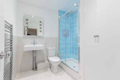 Pitt Street, Kensington, London - W8 view 5