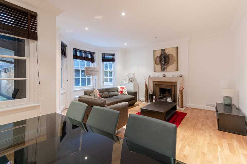 3 bedrooms apartments/flats to sale in Pitt Street, Kensington, London-image 7