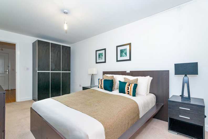 3 bedrooms apartments/flats to sale in Annabel Close, Poplar, London-image 7