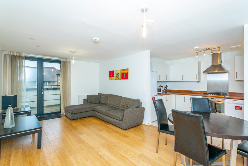 3 bedrooms apartments/flats to sale in Annabel Close, Poplar, London-image 3
