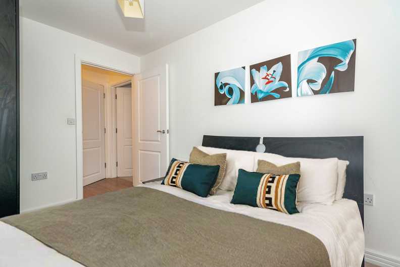 3 bedrooms apartments/flats to sale in Annabel Close, Poplar, London-image 9