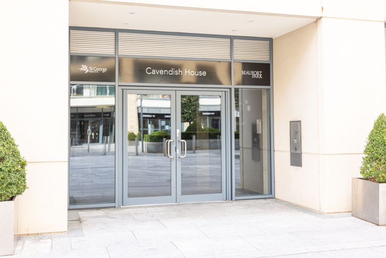 Studio apartments/flats to sale in Boulevard Drive, Colindale, London-image 12