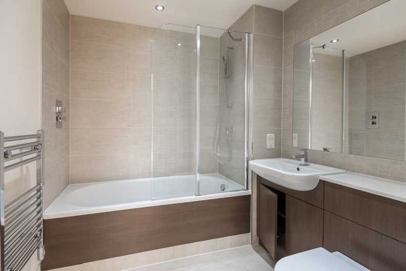 Studio apartments/flats to sale in Commander Avenue, Colindale, London-image 6