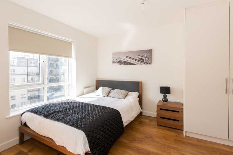 Studio apartments/flats to sale in Commander Avenue, Colindale, London-image 7