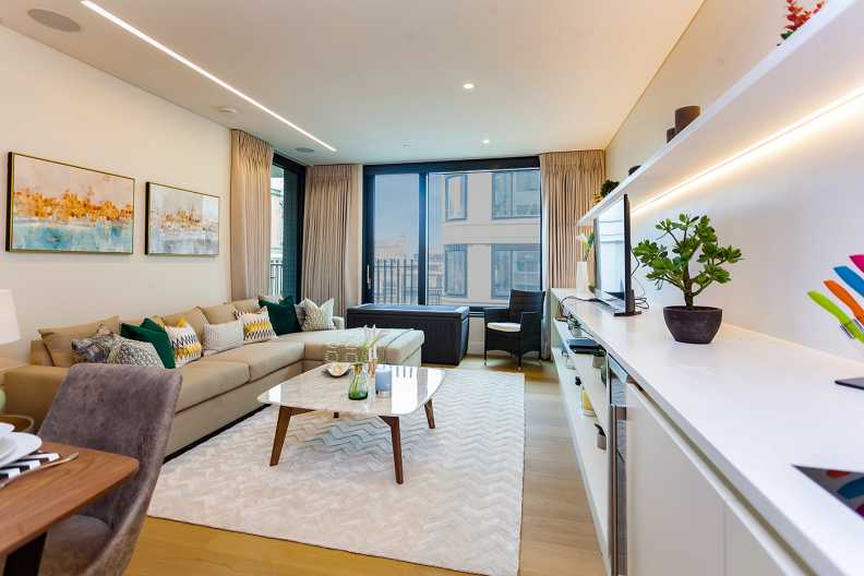 1 bedroom apartments/flats to sale in Rathbone Place, Fitzrovia-image 2