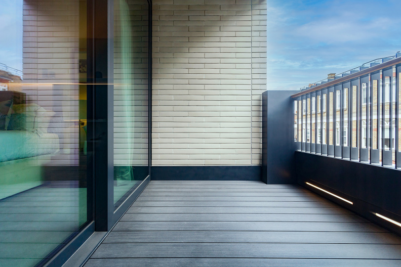 1 bedroom apartments/flats for sale in Rathbone Place, Fitzrovia - W1T view 6