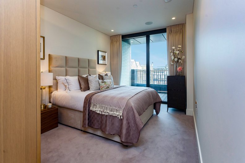 1 bedroom apartments/flats for sale in Rathbone Place, Fitzrovia - W1T view 4