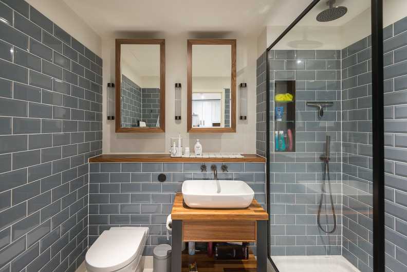 1 bedroom apartments/flats to sale in Emery Way, London-image 6