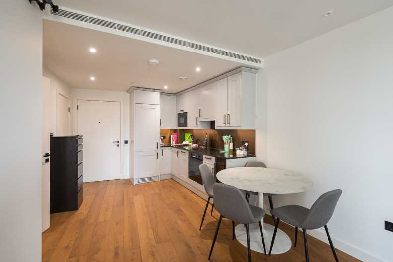 1 bedroom apartments/flats to sale in Emery Way, Royal Mint, Wapping-image 8