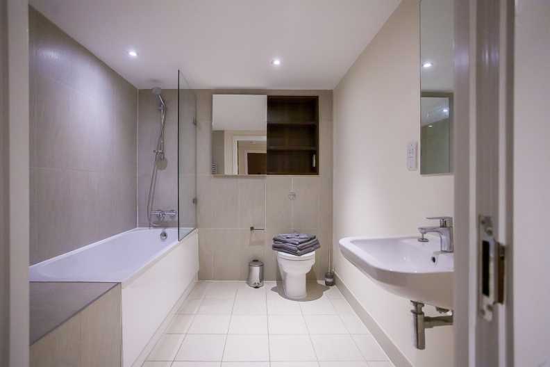 2 bedrooms apartments/flats to sale in Bromyard Avenue, Acton-image 4