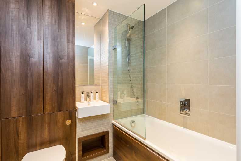 1 bedroom apartments/flats to sale in Goodchild Road, Woodberry Down, Manor House-image 13