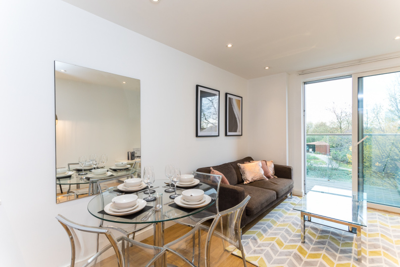 1 bedroom apartments/flats to sale in Goodchild Road, Woodberry Down, Manor House-image 14