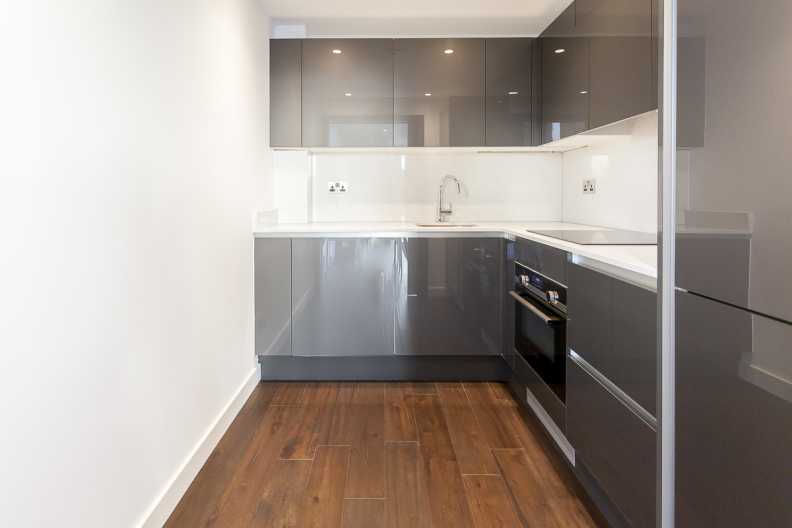 1 bedroom apartments/flats to sale in Royal Mint Street, Tower Hill-image 3