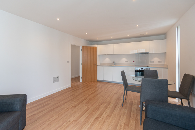 2 bedrooms apartments/flats to sale in Goodchild Road, Woodbury Down, London-image 17