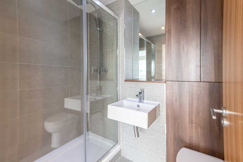 2 bedrooms apartments/flats to sale in Goodchild Road, Woodbury Down, London-image 18