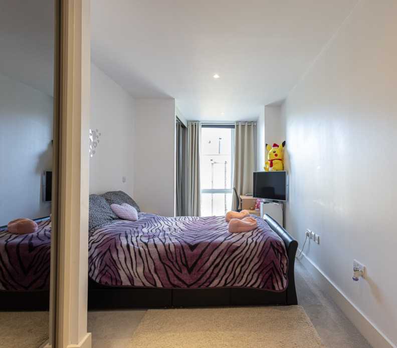 2 bedrooms apartments/flats to sale in Plumstead Road, Woolwich-image 16