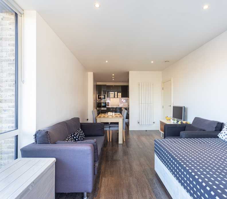 2 bedrooms apartments/flats to sale in Plumstead Road, Woolwich-image 7
