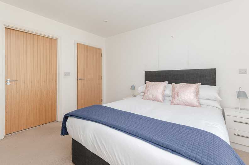 2 bedrooms apartments/flats to sale in Waterside Apartments, Goodchild Road, Manor House-image 17