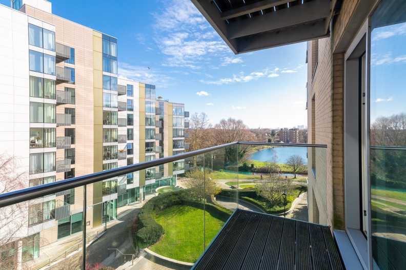 2 bedrooms apartments/flats to sale in Waterside Apartments, Goodchild Road, Manor House-image 2