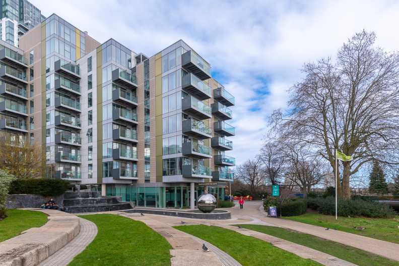 2 bedrooms apartments/flats to sale in Waterside Apartments, Goodchild Road, Manor House-image 1