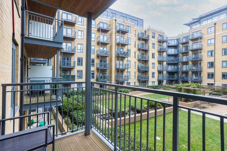 2 bedrooms apartments/flats to sale in Argent House, 3 Beaufort Square, Colindale-image 10