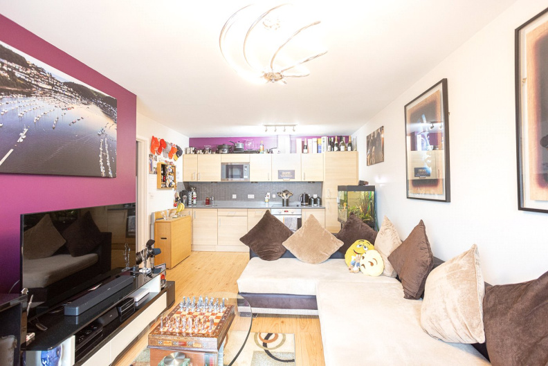 2 bedrooms apartments/flats to sale in Heritage Avenue, Beaufort Park, Colindale-image 14