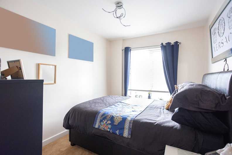 2 bedrooms apartments/flats to sale in Heritage Avenue, Beaufort Park, Colindale-image 6