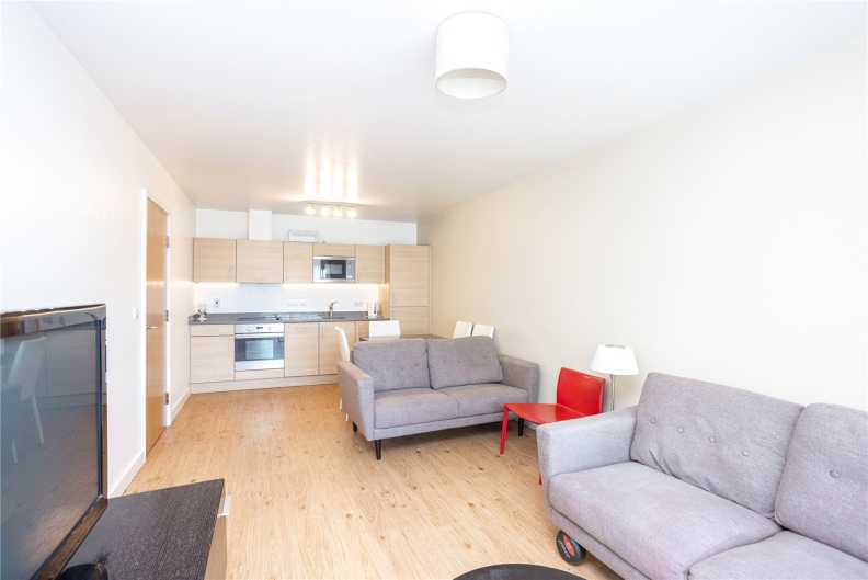 2 bedrooms apartments/flats to sale in Bantam House, 6 Heritage Avenue, Beaufort Park-image 1