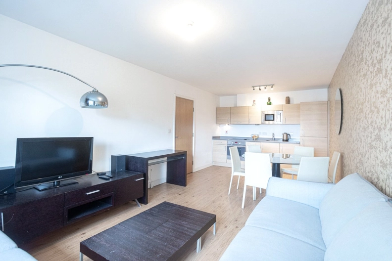 2 bedrooms apartments/flats to sale in Heritage Avenue, Beaufort Park, Colindale-image 2