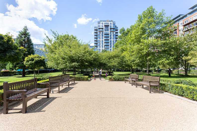 2 bedrooms apartments/flats for sale in Heritage Avenue, Beaufort Park, Colindale - NW9 view 13