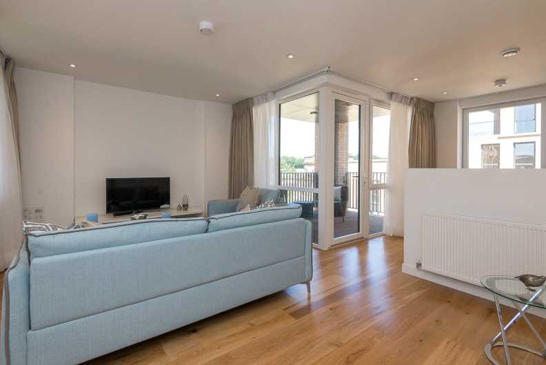 2 bedrooms apartments/flats to sale in Holman Drive, Southall-image 7