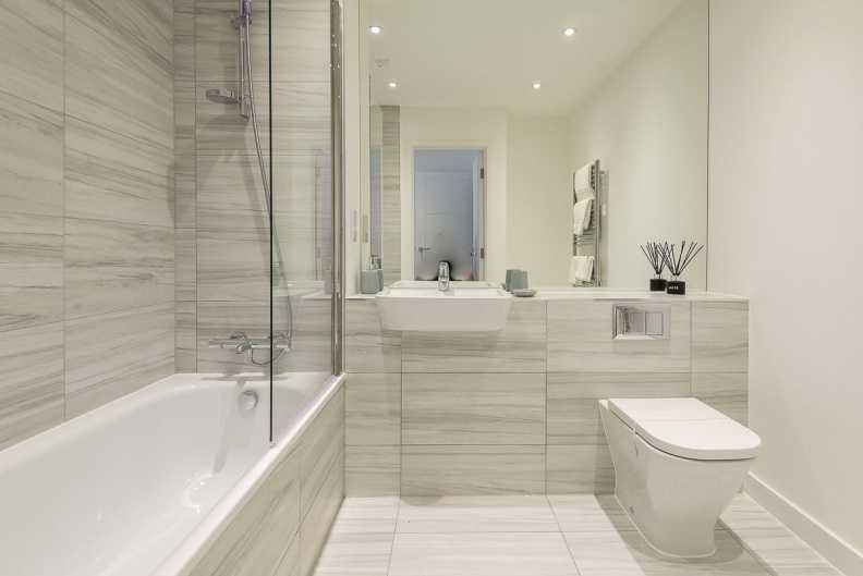 2 bedrooms apartments/flats to sale in Holman Drive, Southall-image 9