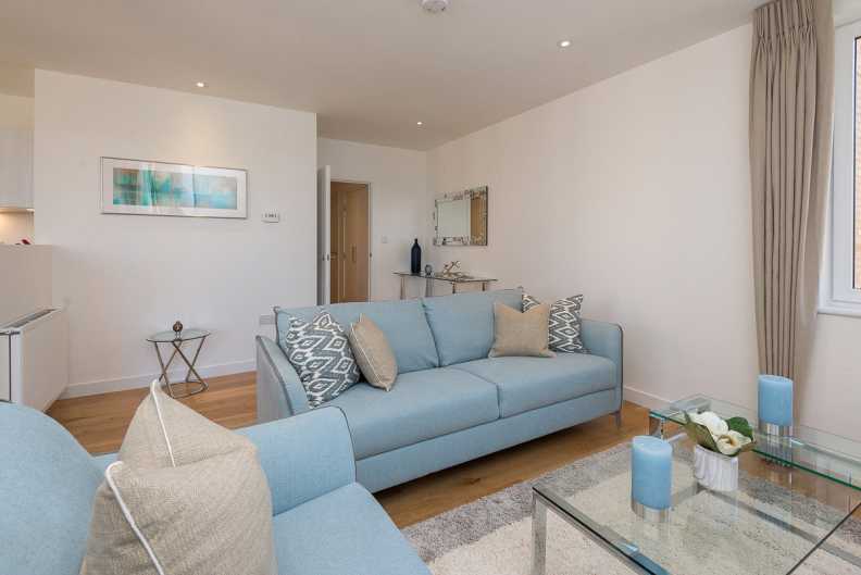 2 bedrooms apartments/flats to sale in Holman Drive, Southall-image 3