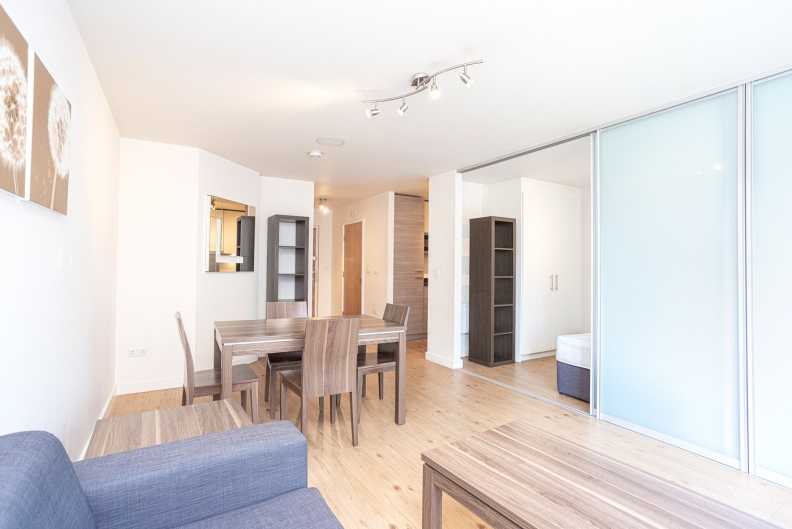 1 bedroom apartments/flats to sale in Ascent House, 35 Boulevard Drive, Colindale-image 4