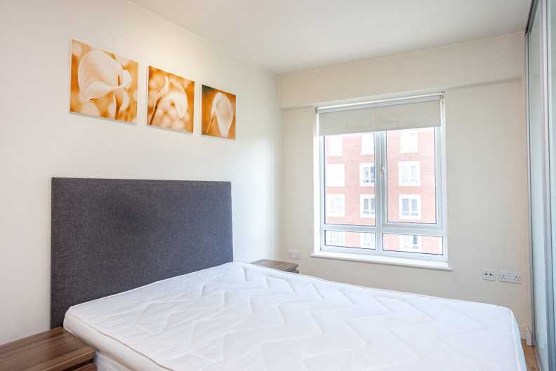 1 bedroom apartments/flats to sale in Ascent House, 35 Boulevard Drive, Colindale-image 3